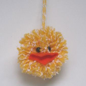 Look at this cheeky chappie! Make a flock of chicks with the yellow starter kit.